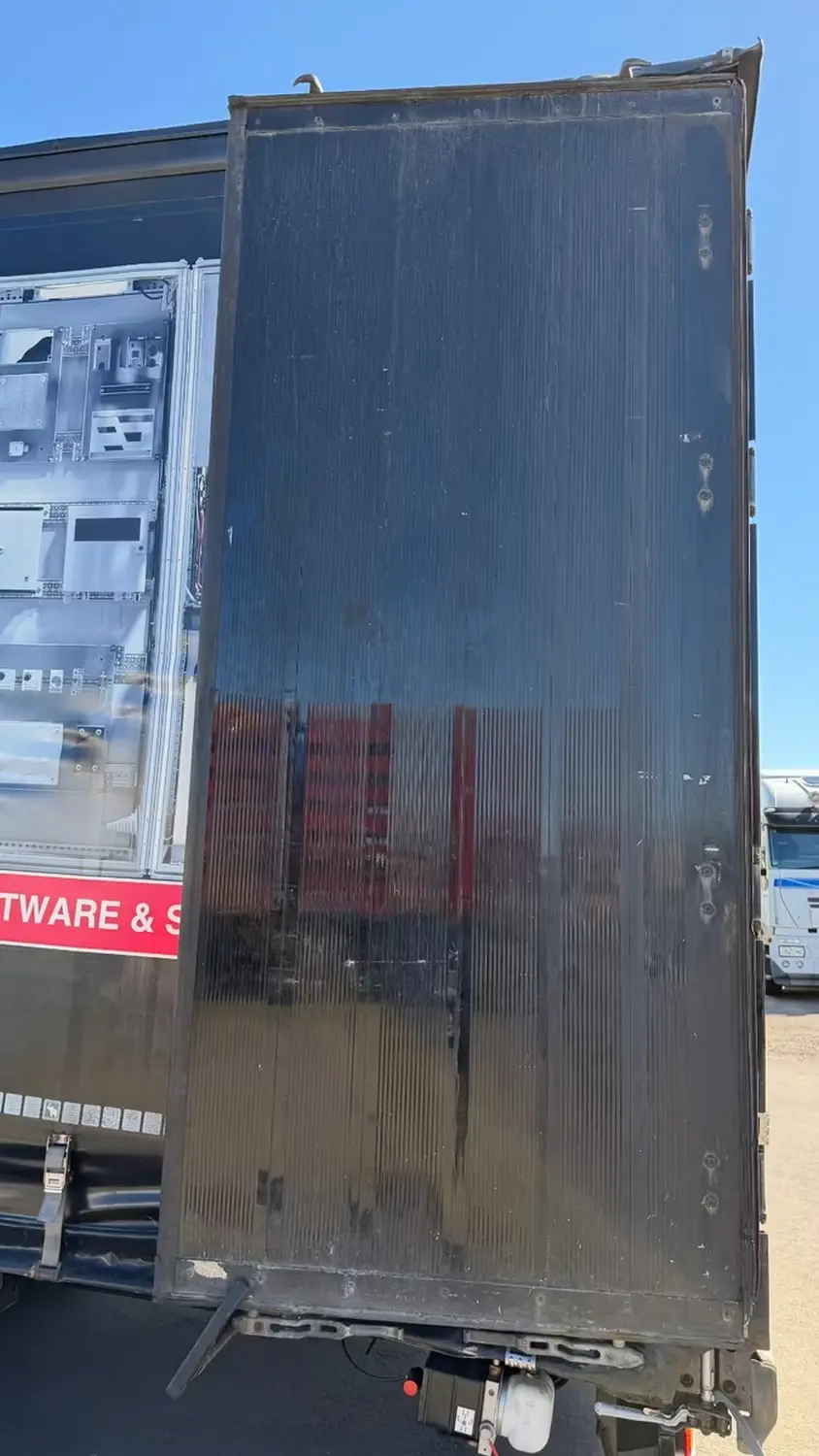 Schmitz Cargobull SCB Mega Hubdach Varios Edscha